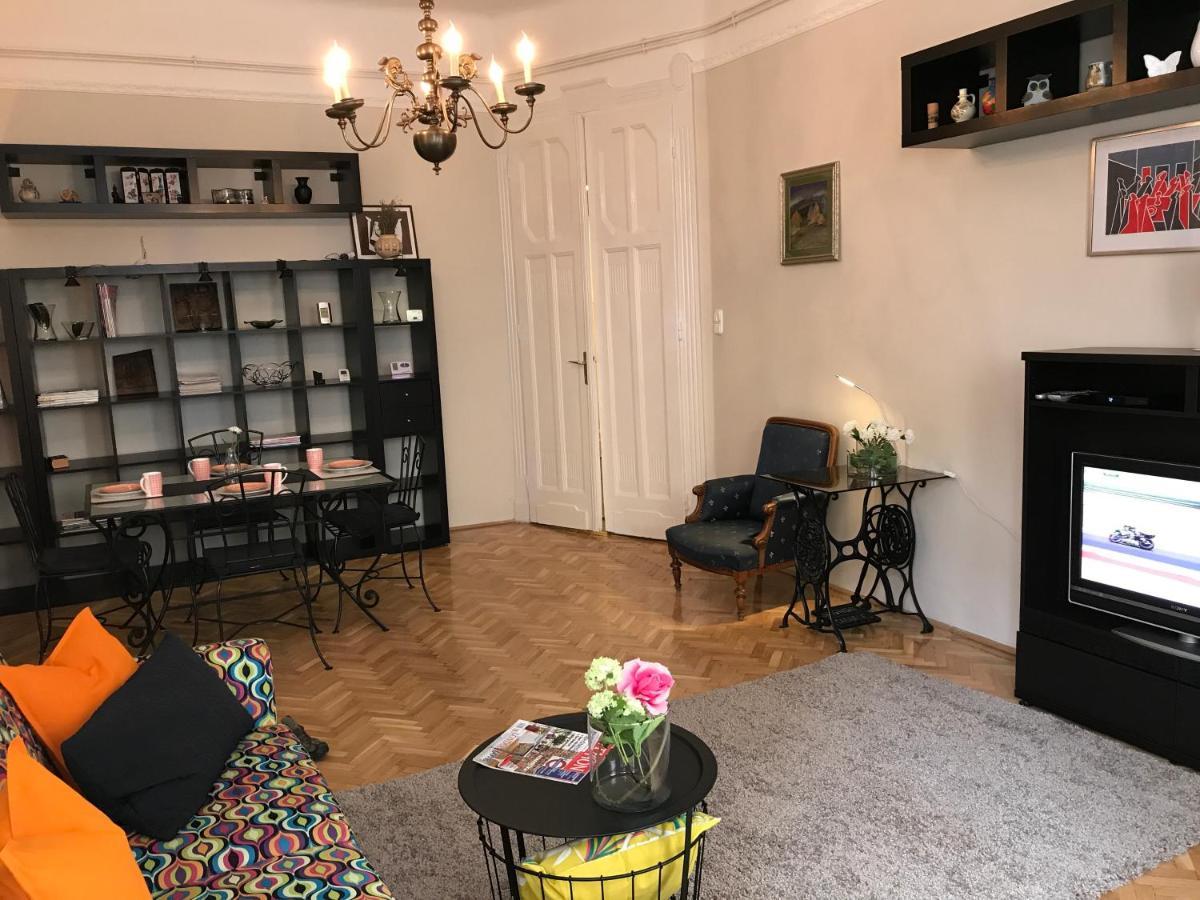 Adel&Tamas Apartments In Budapest Centre ภายนอก รูปภาพ